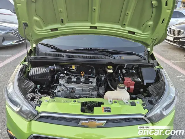Chevrolet Spark 2016 1.0 автомат (гидро), миниатюра 2
