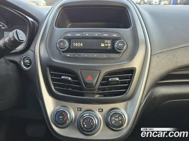 Chevrolet Spark 2016 1.0 автомат (гидро), миниатюра 12