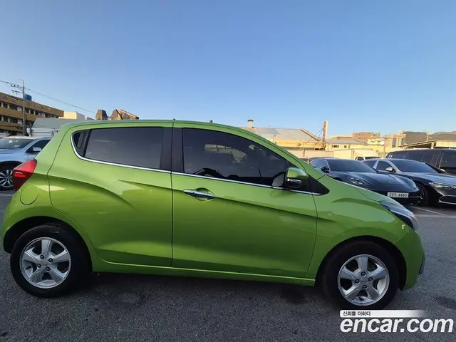 Chevrolet Spark 2016 1.0 автомат (гидро), миниатюра 4