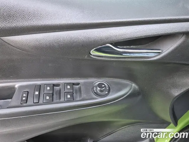 Chevrolet Spark 2016 1.0 автомат (гидро), миниатюра 7
