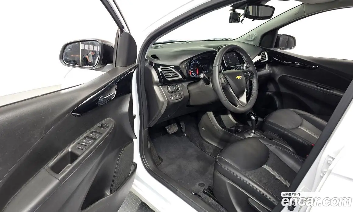 Chevrolet Spark 2019 1.0 автомат (гидро), фото 10 Chevrolet Spark 2019 1.0 автомат (гидро), фото 10