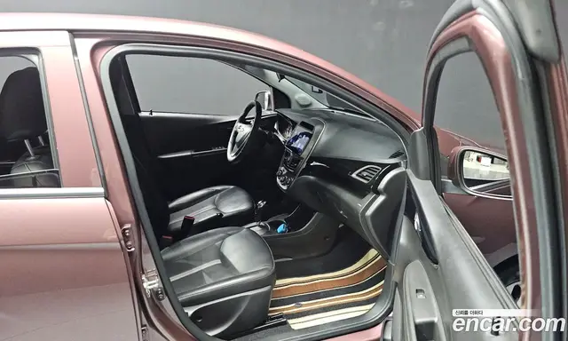 Chevrolet Spark 2020 1.0 автомат (гидро), миниатюра 11
