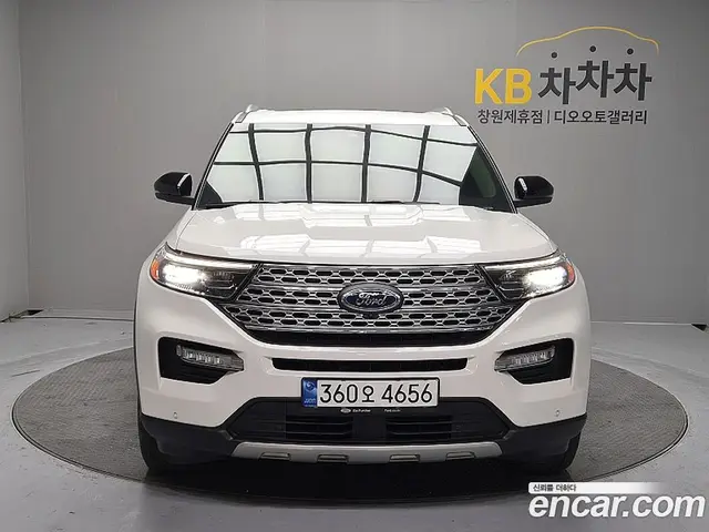 Ford Explorer, 2022, 35 990 км