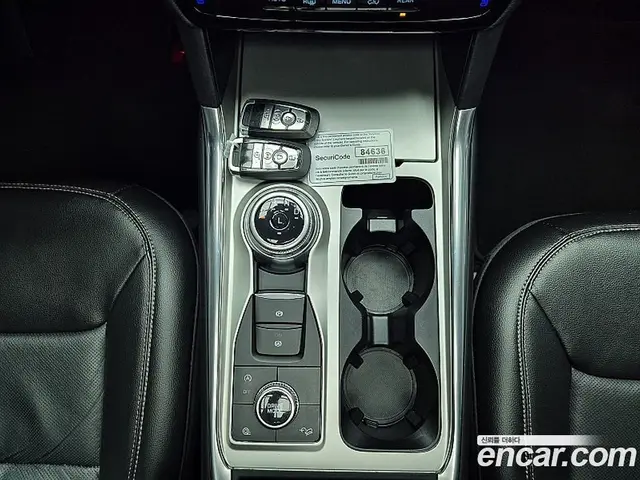 Ford Explorer 2022 2.3 автомат (гидро), миниатюра 11