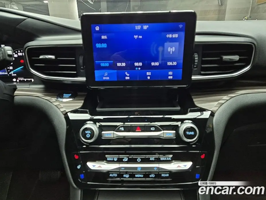 Ford Explorer 2022 2.3 автомат (гидро), фото 12