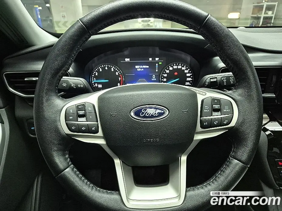 Ford Explorer 2022 2.3 автомат (гидро), фото 13