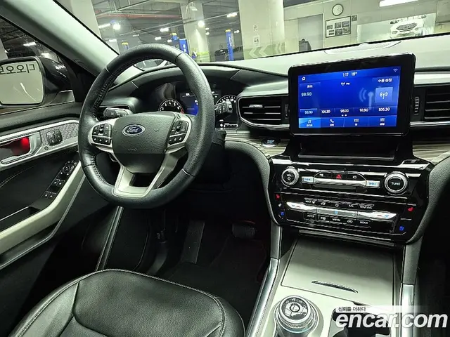 Ford Explorer 2022 2.3 автомат (гидро), миниатюра 10