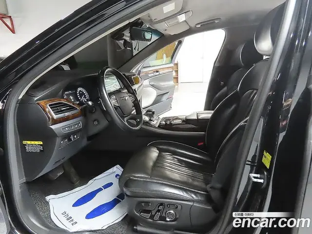 Genesis EQ900 2016 5.0 автомат (гидро), миниатюра 10