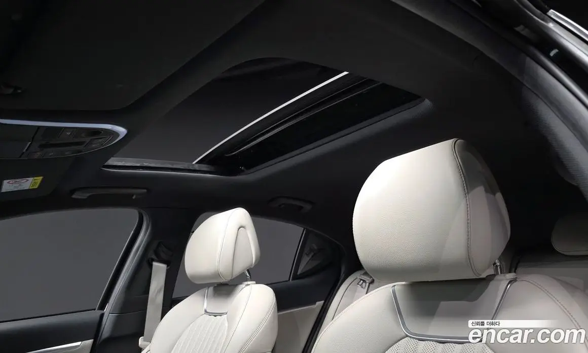 Genesis G70 2021 2.0 автомат (гидро), фото 19 Genesis G70 2021 2.0 автомат (гидро), фото 19