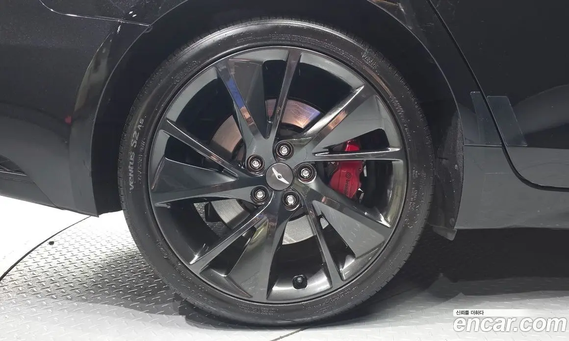 Genesis G70 2021 2.0 автомат (гидро), фото 5 Genesis G70 2021 2.0 автомат (гидро), фото 5