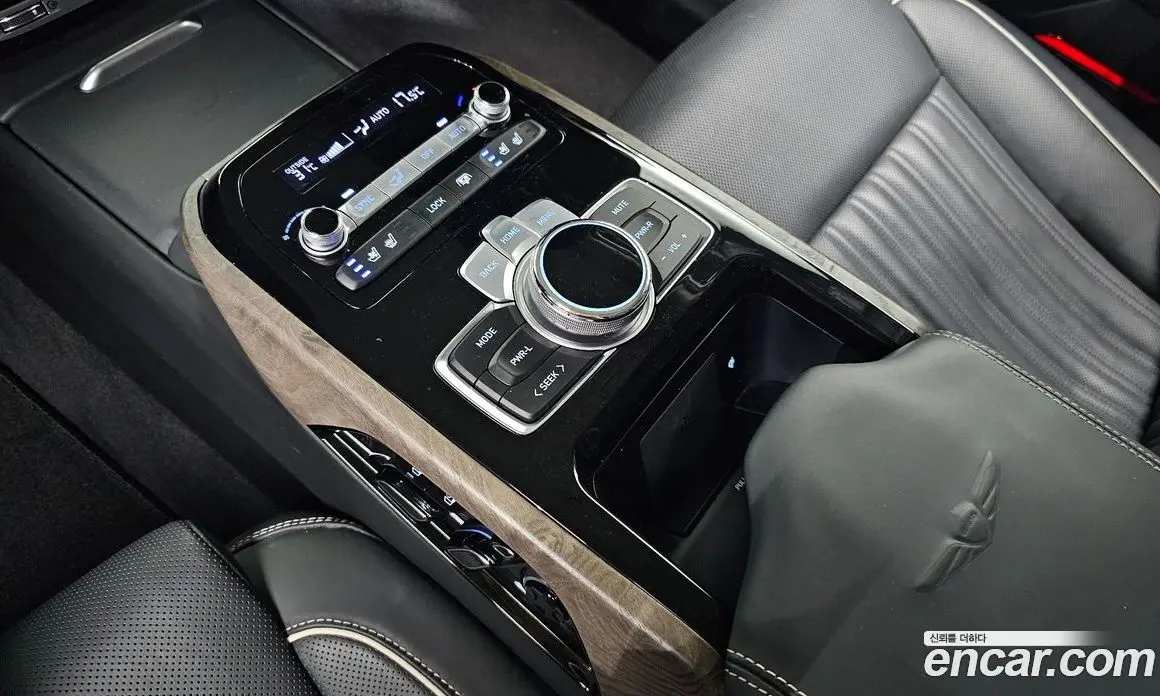 Genesis G90 2020 3.8 автомат (гидро), фото 19 Genesis G90 2020 3.8 автомат (гидро), фото 19