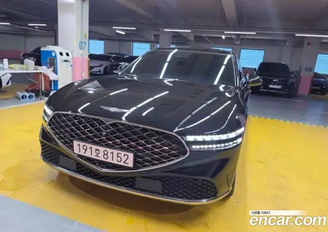Genesis G90, 2023, 59 832 км
