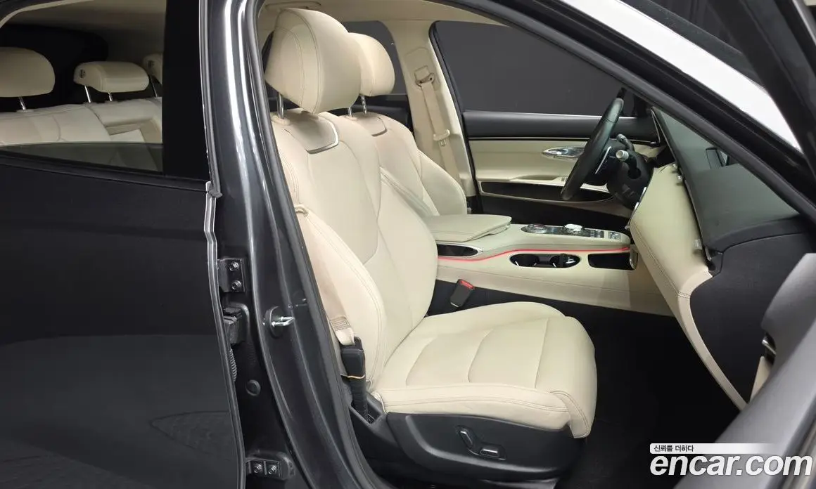 Genesis GV70 2021 2.5 автомат (гидро), фото 12