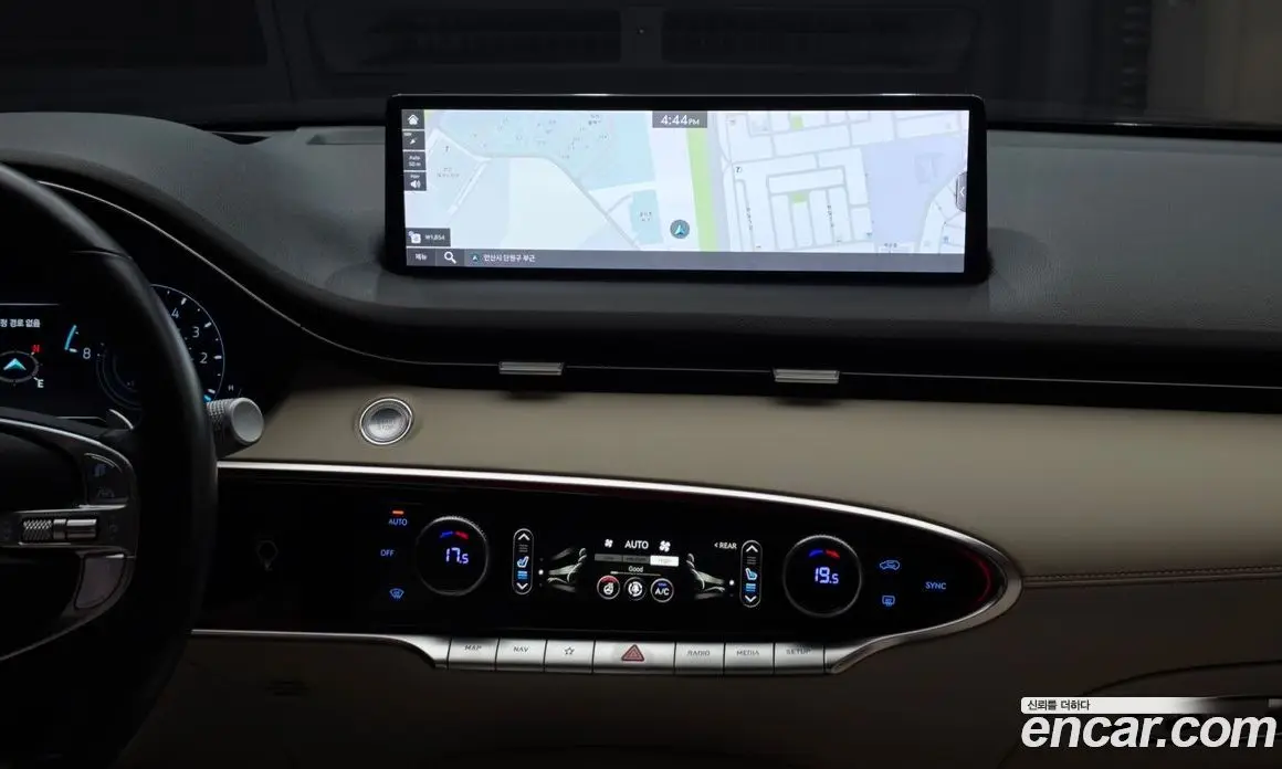 Genesis GV70 2021 2.5 автомат (гидро), фото 14