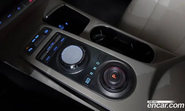 Genesis GV70 2021 2.5 автомат (гидро), миниатюра 9