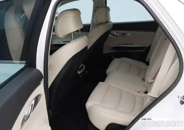 Genesis GV70 2022 2.5 автомат (гидро), миниатюра 10