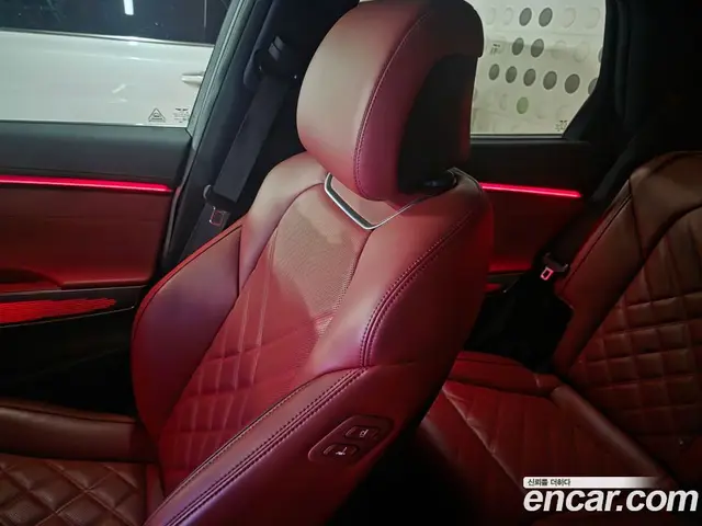 Genesis GV70 2024 2.5 автомат (гидро), миниатюра 7 Genesis GV70 2024 2.5 автомат (гидро), миниатюра 7