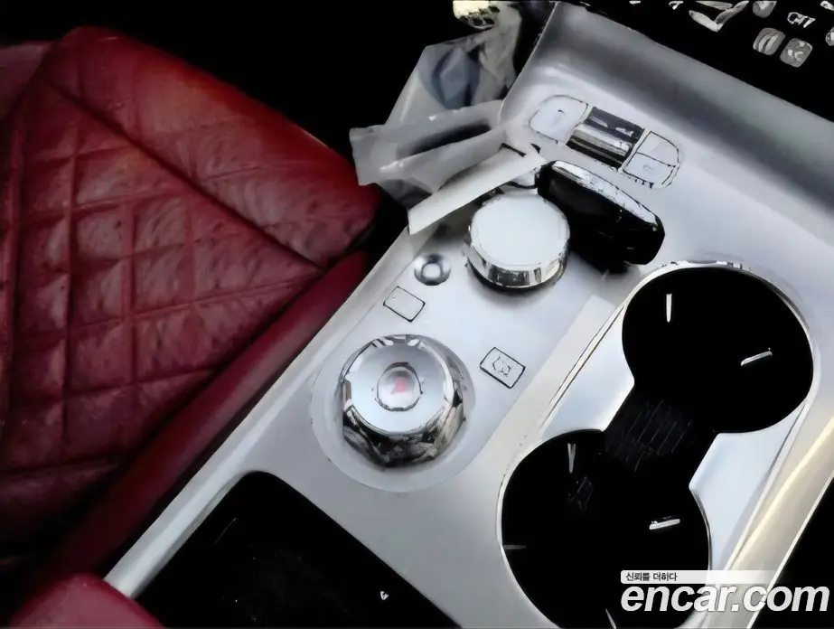 Genesis GV70 2024 2.5 автомат (гидро), фото 9 Genesis GV70 2024 2.5 автомат (гидро), фото 9