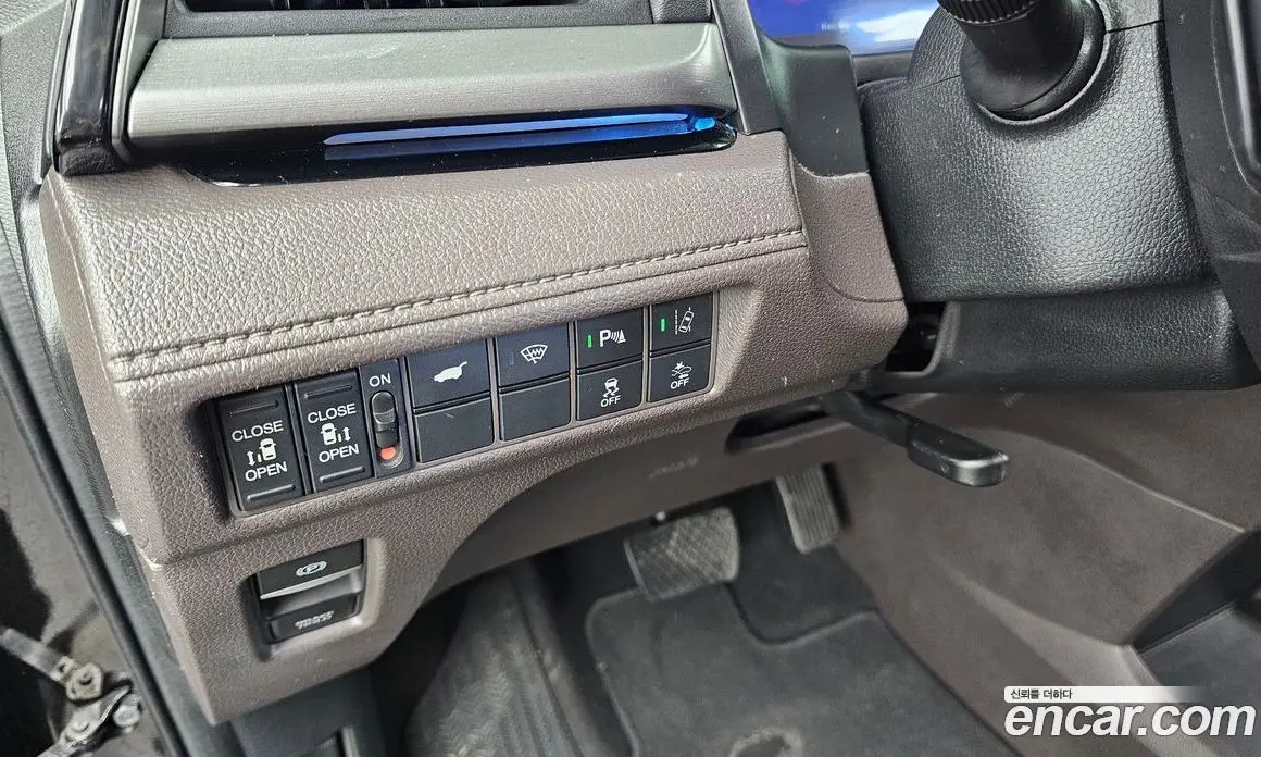 Honda Odyssey 2018 3.5 автомат (гидро), фото 16 Honda Odyssey 2018 3.5 автомат (гидро), фото 16