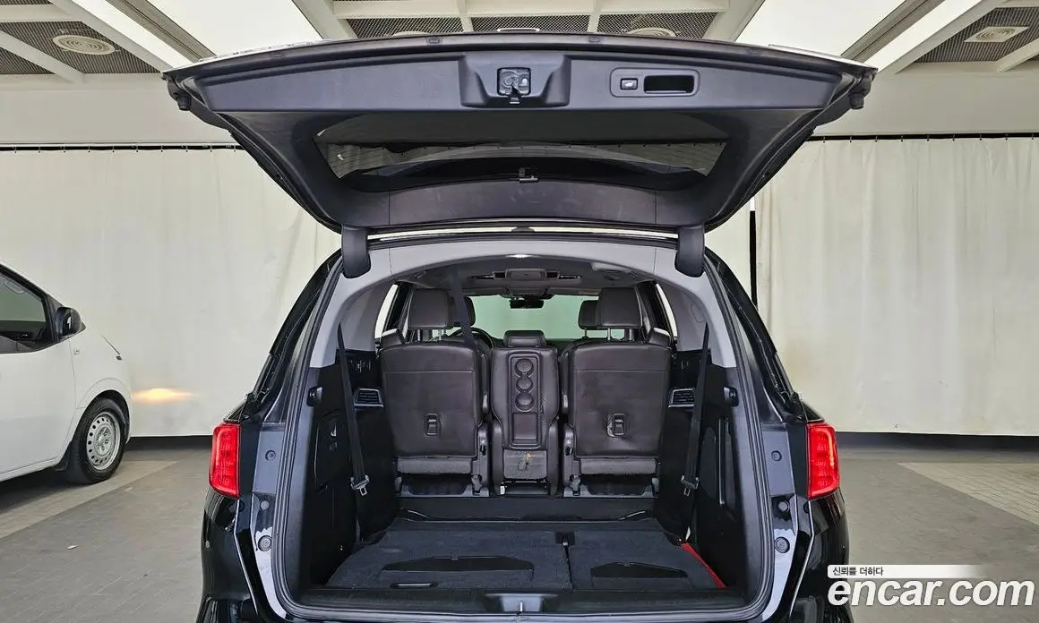 Honda Odyssey 2018 3.5 автомат (гидро), фото 20 Honda Odyssey 2018 3.5 автомат (гидро), фото 20
