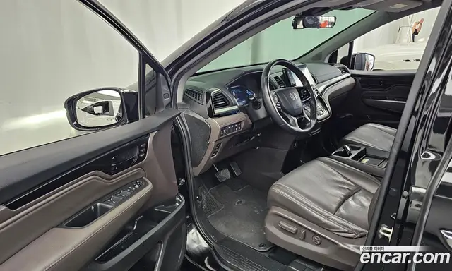 Honda Odyssey 2018 3.5 автомат (гидро), миниатюра 10 Honda Odyssey 2018 3.5 автомат (гидро), миниатюра 10