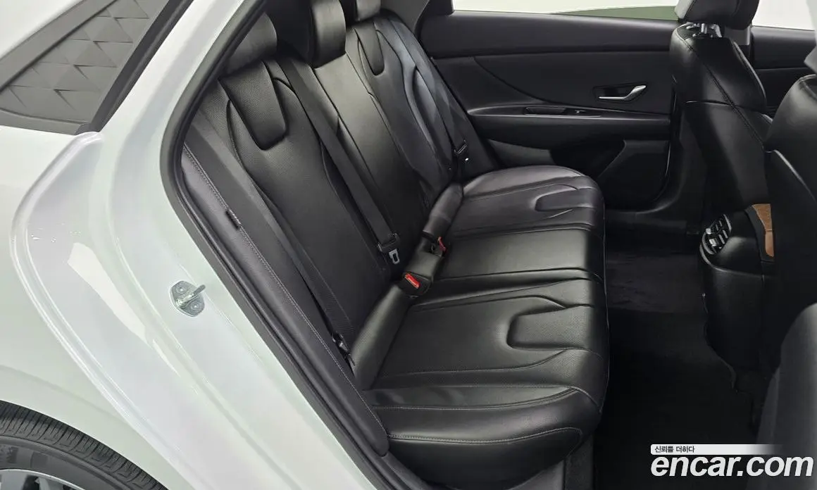 Hyundai Avante 2024 1.6 автомат (гидро), фото 11 Hyundai Avante 2024 1.6 автомат (гидро), фото 11