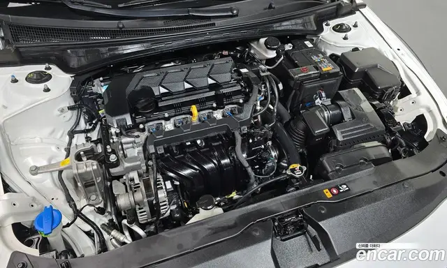 Hyundai Avante 2024 1.6 автомат (гидро), миниатюра 6 Hyundai Avante 2024 1.6 автомат (гидро), миниатюра 6