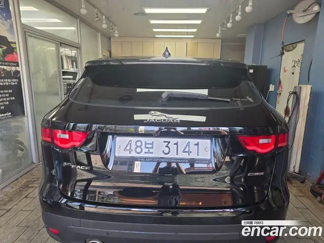 Jaguar F-Pace 2017 3.0 автомат (гидро), миниатюра 11 Jaguar F-Pace 2017 3.0 автомат (гидро), миниатюра 11