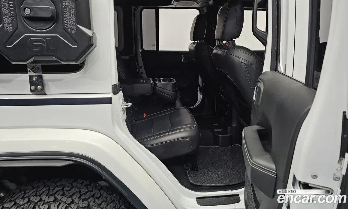 Jeep Wrangler 2021 2.0 автомат (гидро), фото 12