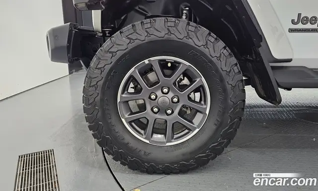 Jeep Wrangler 2021 2.0 автомат (гидро), миниатюра 5