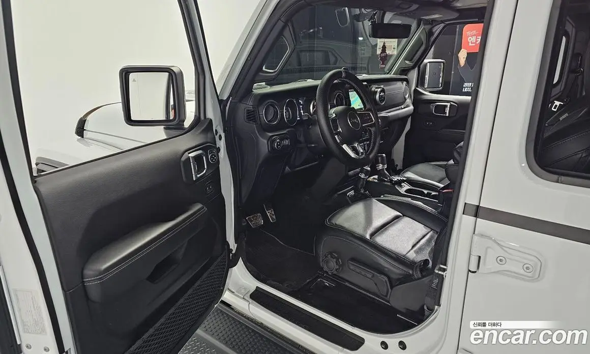 Jeep Wrangler 2021 2.0 автомат (гидро), фото 10