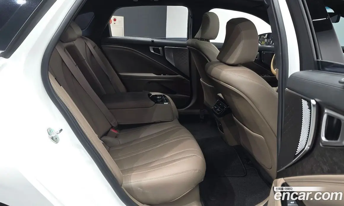 Kia K8 2023 1.6 автомат (гидро), фото 12 Kia K8 2023 1.6 автомат (гидро), фото 12