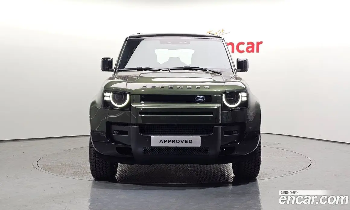 Land Rover Defender 2026 3.0 автомат (гидро), фото 6 Land Rover Defender 2026 3.0 автомат (гидро), фото 6