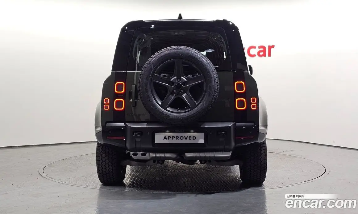 Land Rover Defender 2026 3.0 автомат (гидро), фото 7 Land Rover Defender 2026 3.0 автомат (гидро), фото 7