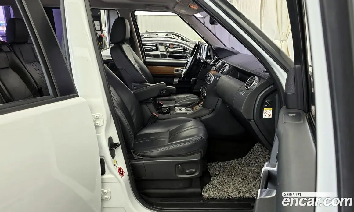 Land Rover Discovery 2013 3.0 автомат (гидро), фото 11 Land Rover Discovery 2013 3.0 автомат (гидро), фото 11