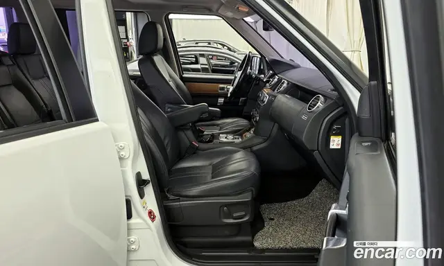 Land Rover Discovery 2013 3.0 автомат (гидро), миниатюра 11 Land Rover Discovery 2013 3.0 автомат (гидро), миниатюра 11