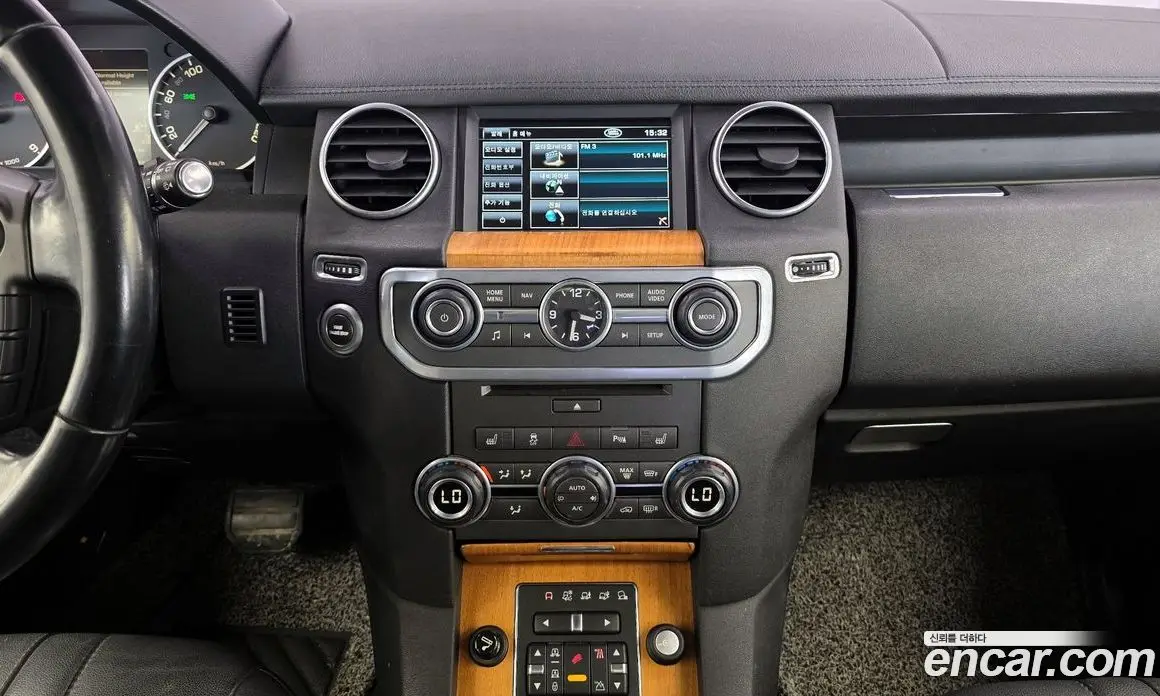 Land Rover Discovery 2013 3.0 автомат (гидро), фото 14 Land Rover Discovery 2013 3.0 автомат (гидро), фото 14