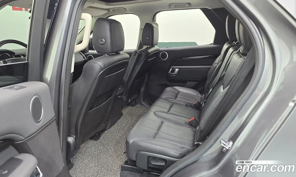 Land Rover Discovery 2019 2.0 автомат (гидро), фото 11 Land Rover Discovery 2019 2.0 автомат (гидро), фото 11