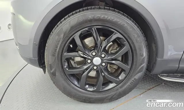 Land Rover Discovery 2019 2.0 автомат (гидро), миниатюра 5 Land Rover Discovery 2019 2.0 автомат (гидро), миниатюра 5