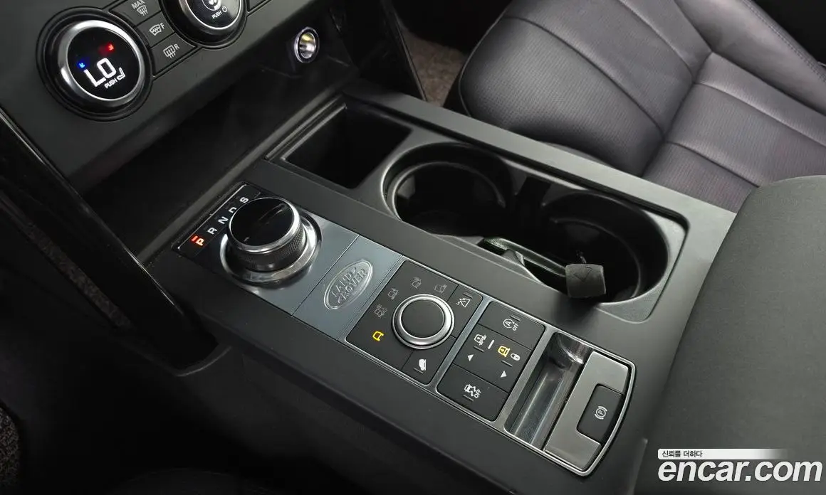 Land Rover Discovery 2019 2.0 автомат (гидро), фото 9 Land Rover Discovery 2019 2.0 автомат (гидро), фото 9