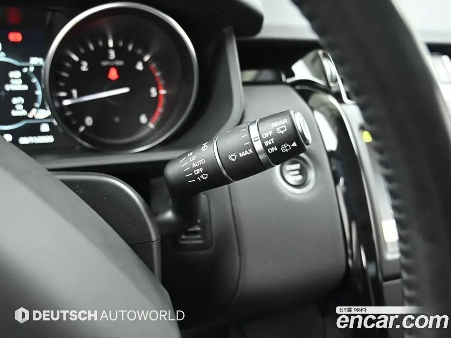 Land Rover Discovery 2019 3.0 автомат (гидро), фото 9