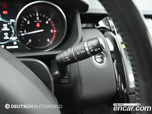 Land Rover Discovery 2019 3.0 автомат (гидро), миниатюра 9