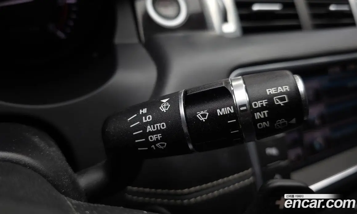 Land Rover Range Rover Evoque 2013 2.2 автомат (гидро), фото 18 Land Rover Range Rover Evoque 2013 2.2 автомат (гидро), фото 18