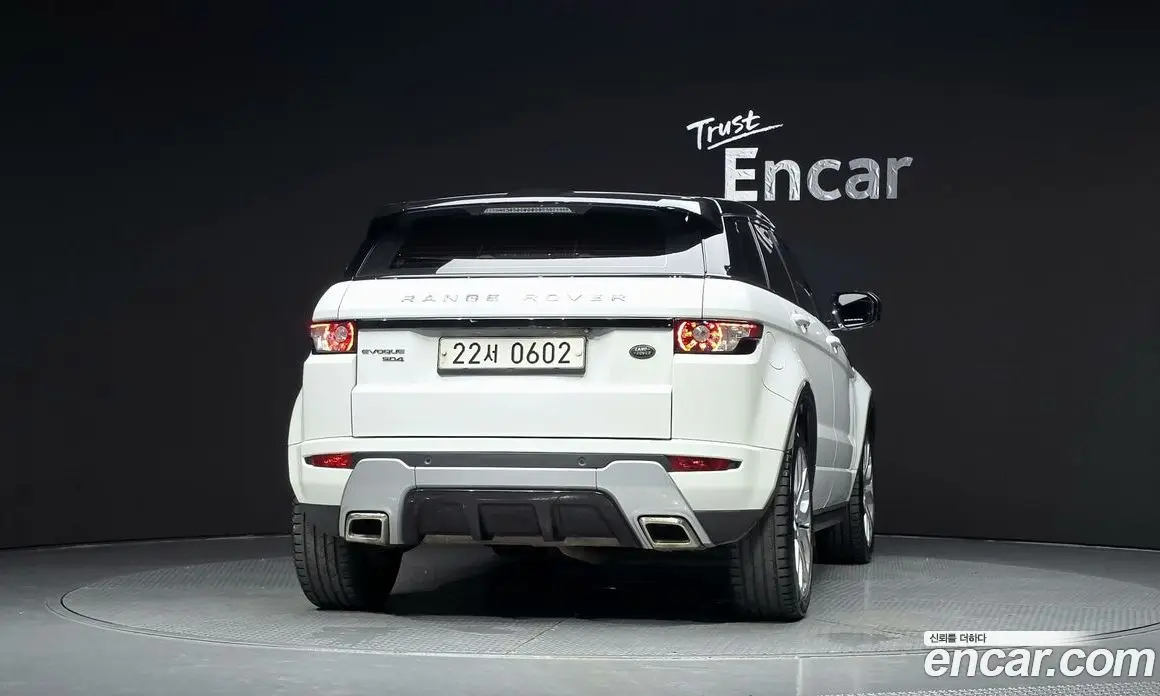 Land Rover Range Rover Evoque 2013 2.2 автомат (гидро), фото 4 Land Rover Range Rover Evoque 2013 2.2 автомат (гидро), фото 4