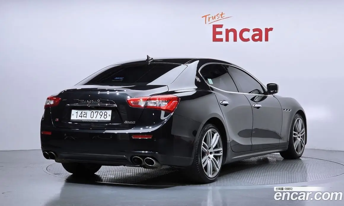 Maserati Ghibli 2015 3.0 автомат (гидро), фото 2 Maserati Ghibli 2015 3.0 автомат (гидро), фото 2