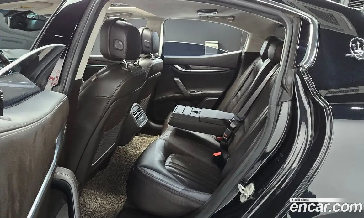 Maserati Ghibli 2015 3.0 автомат (гидро), фото 12 Maserati Ghibli 2015 3.0 автомат (гидро), фото 12