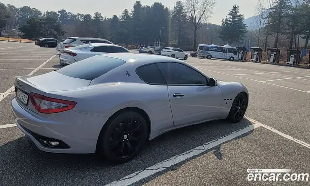 Maserati GranTurismo 2010 4.7 автомат (гидро), миниатюра 2