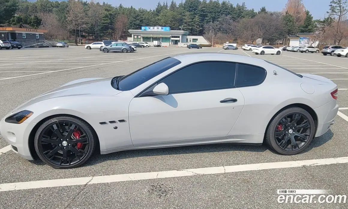Maserati GranTurismo 2010 4.7 автомат (гидро), фото 7