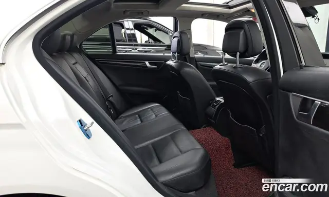 Mercedes-Benz C-Class 2012 2.5 автомат (гидро), миниатюра 11 Mercedes-Benz C-Class 2012 2.5 автомат (гидро), миниатюра 11
