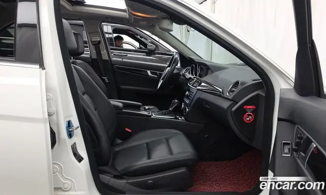 Mercedes-Benz C-Class 2012 2.5 автомат (гидро), миниатюра 12
